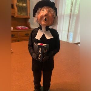 Byers Choice Caroler